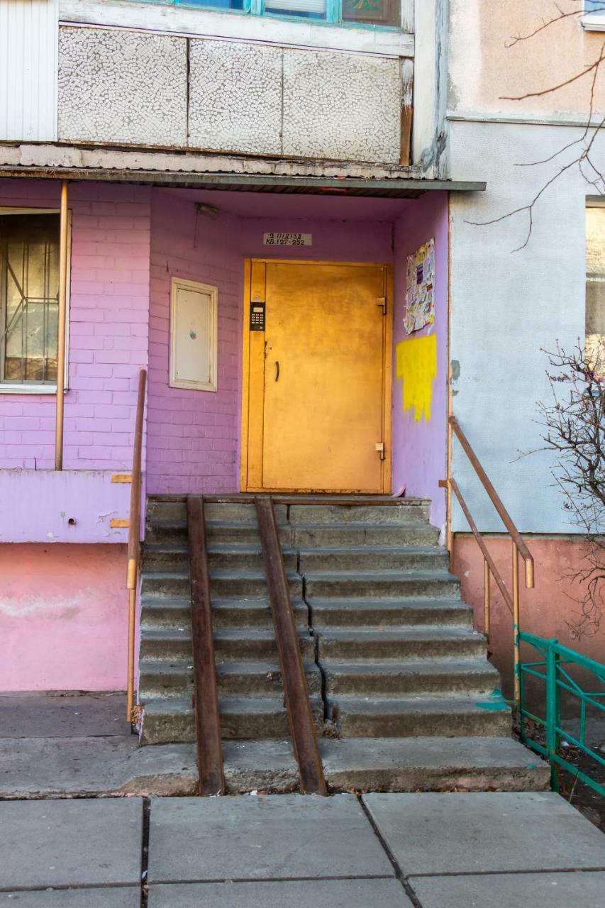 Kvartirkoff Na Obolonskiy Prospekt 9 Kiev Exterior foto